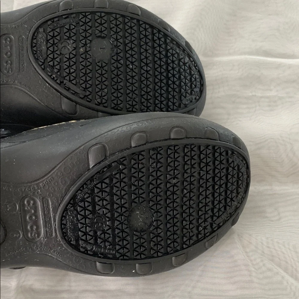 CROCS Black and Leopard Print Sandals